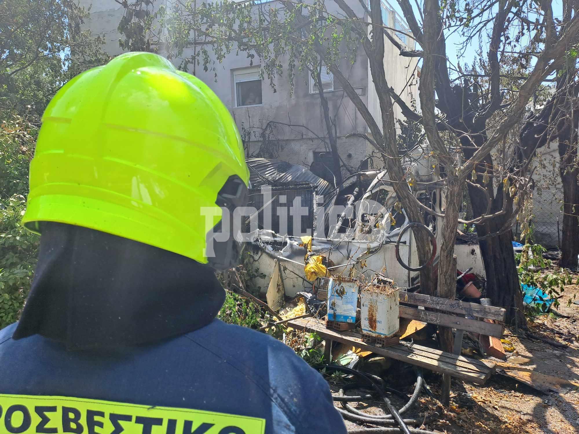 Έκτακτο: Φωτιά σε τροχόσπιτο στο Κορδελιό – Συναγερμός σήμανε στην Πυροσβεστική (ΦΩΤΟ – ΒΙΝΤΕΟ)