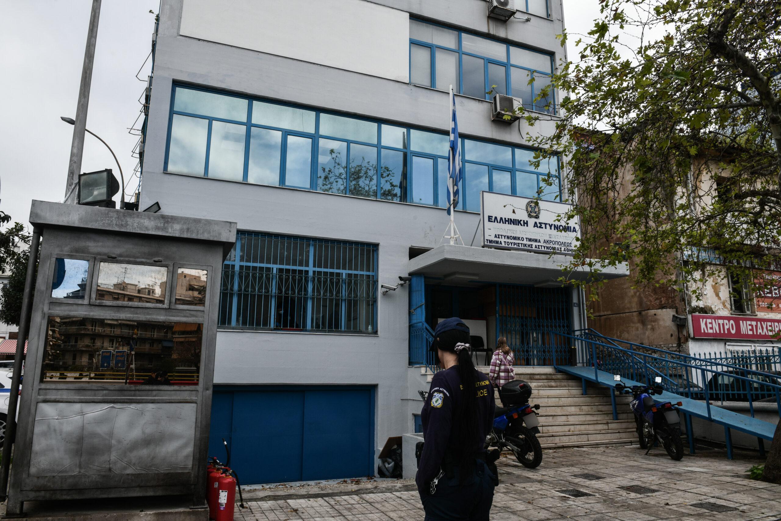 Απομακρύνονται επτά αξιωματικοί της ΕΛΑΣ μετά τη δολοφονία του 29χρονου από Κροάτες και Έλληνες χούλιγκανς