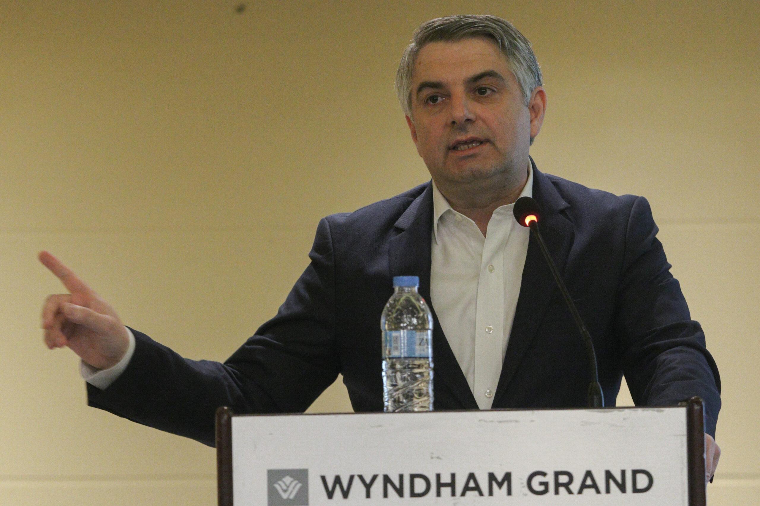 ΠΑΣΟΚ: «Επίθεση» του βουλευτή Οδυσσέα Κωνσταντινόπουλου κατά στελεχών του κόμματος – Ζήτησε συγκρότηση κώδικα δεοντολογίας από τον Ν. Ανδρουλάκη