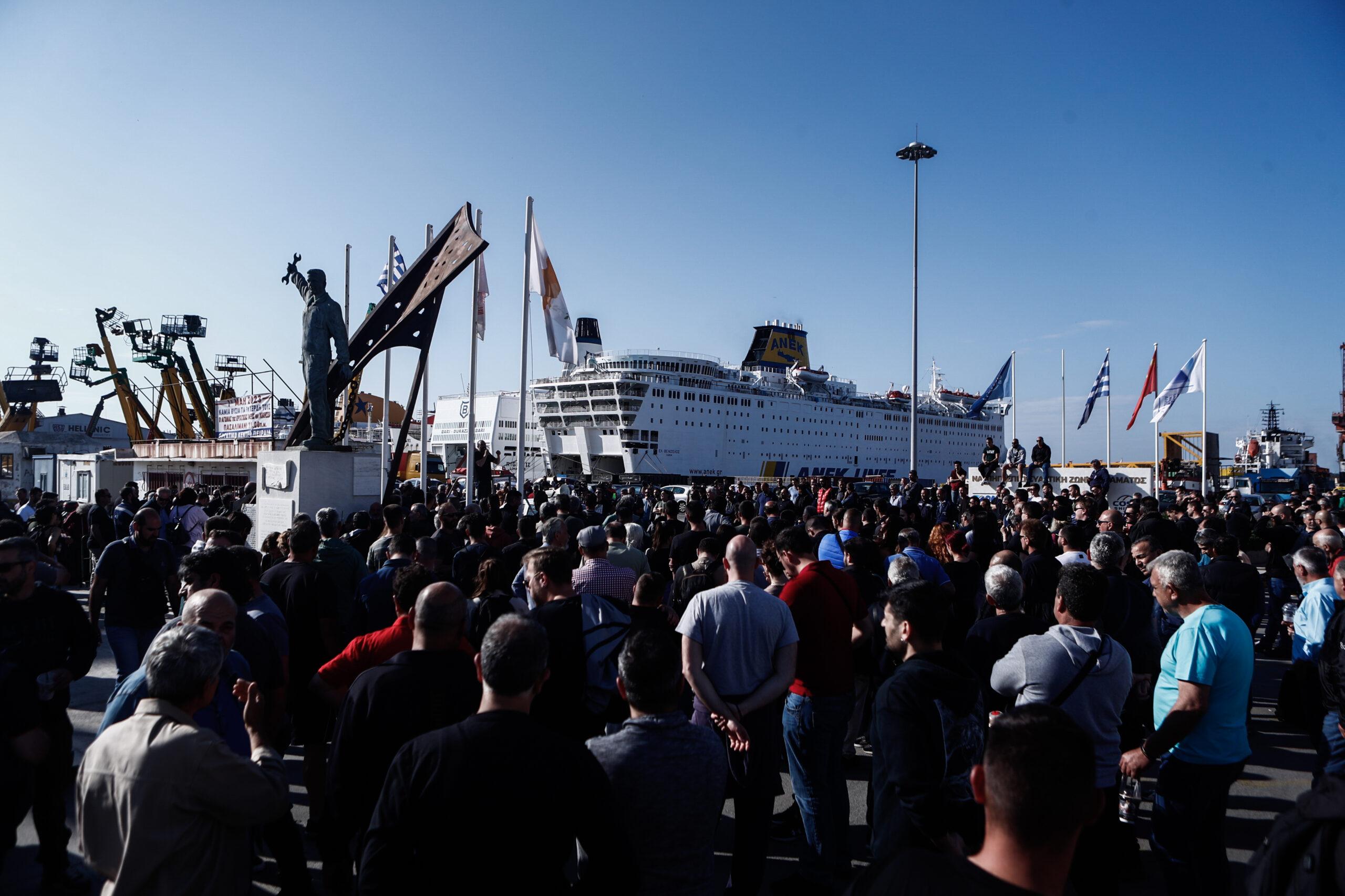 Εργασιακό νομοσχέδιο: Πρόστιμα σε απεργούς που εμποδίζουν την εργασία
