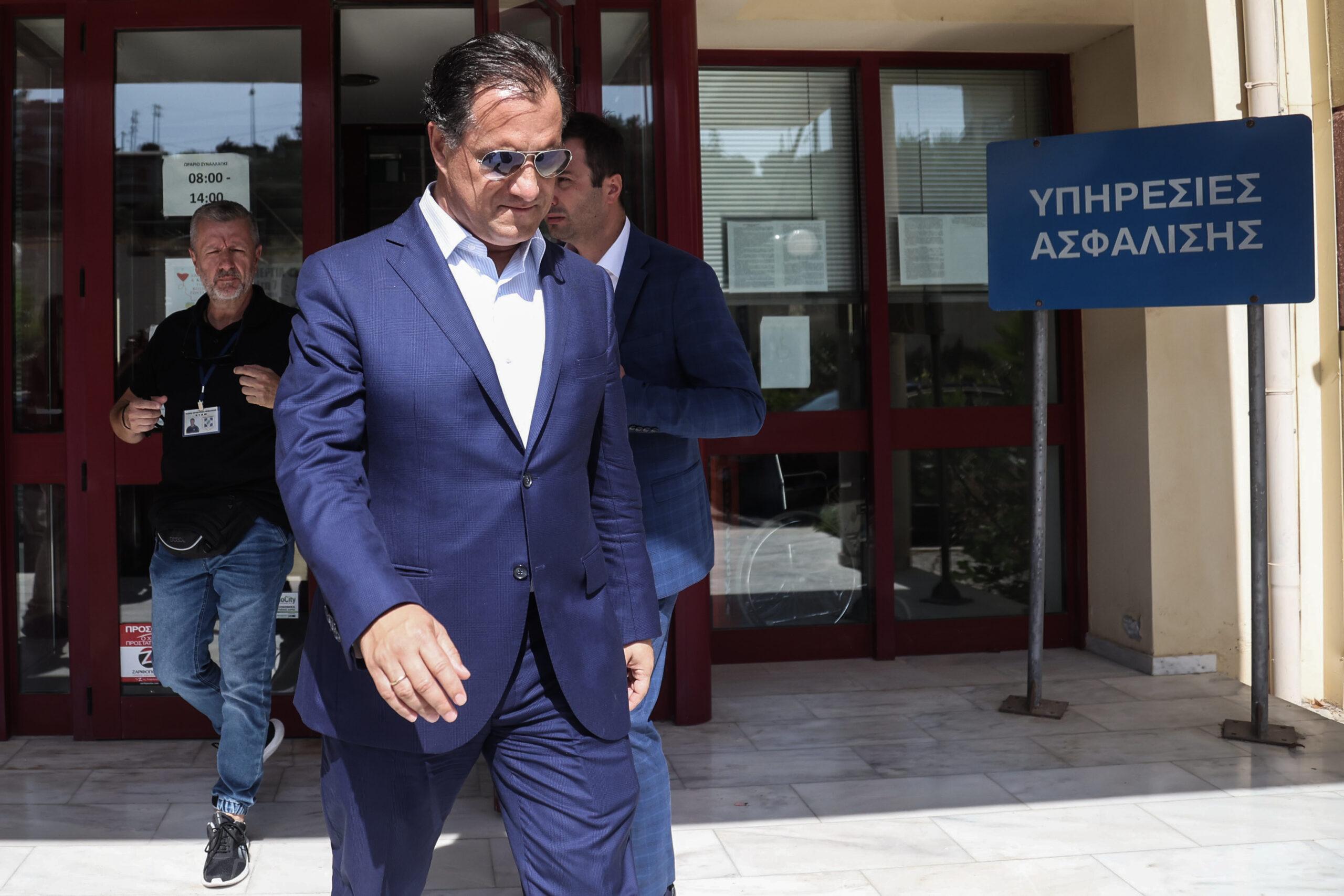 Αδ. Γεωργιάδης για νέες ταυτότητες: «Κανένας δεν χρειάζεται τσιπάκι για να σε παρακολουθήσει» (ΒΙΝΤΕΟ)