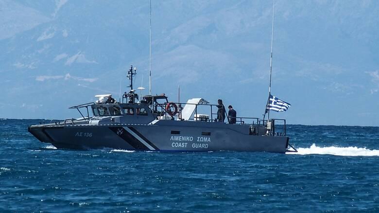 Mυτιλήνη: Νέα διάσωση μεταναστών από το Λιμενικό (Vid)