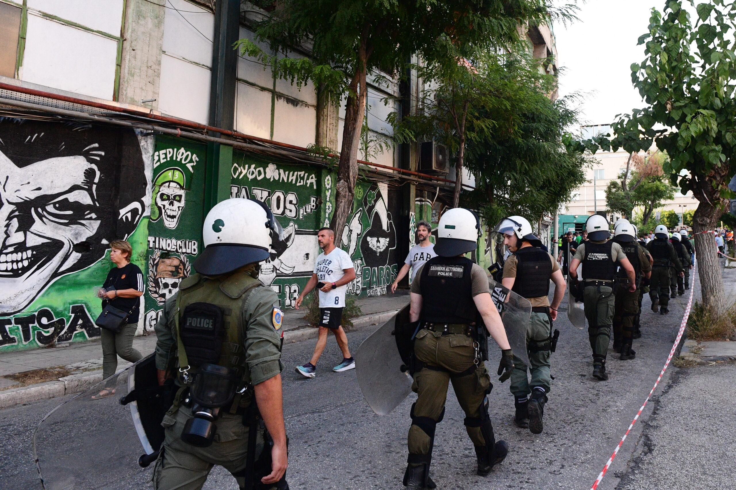 Παναθηναϊκός – Μαρσέιγ: Σύλληψη οπαδού έξω από το γήπεδο – Είχε πάνω του μαχαίρι