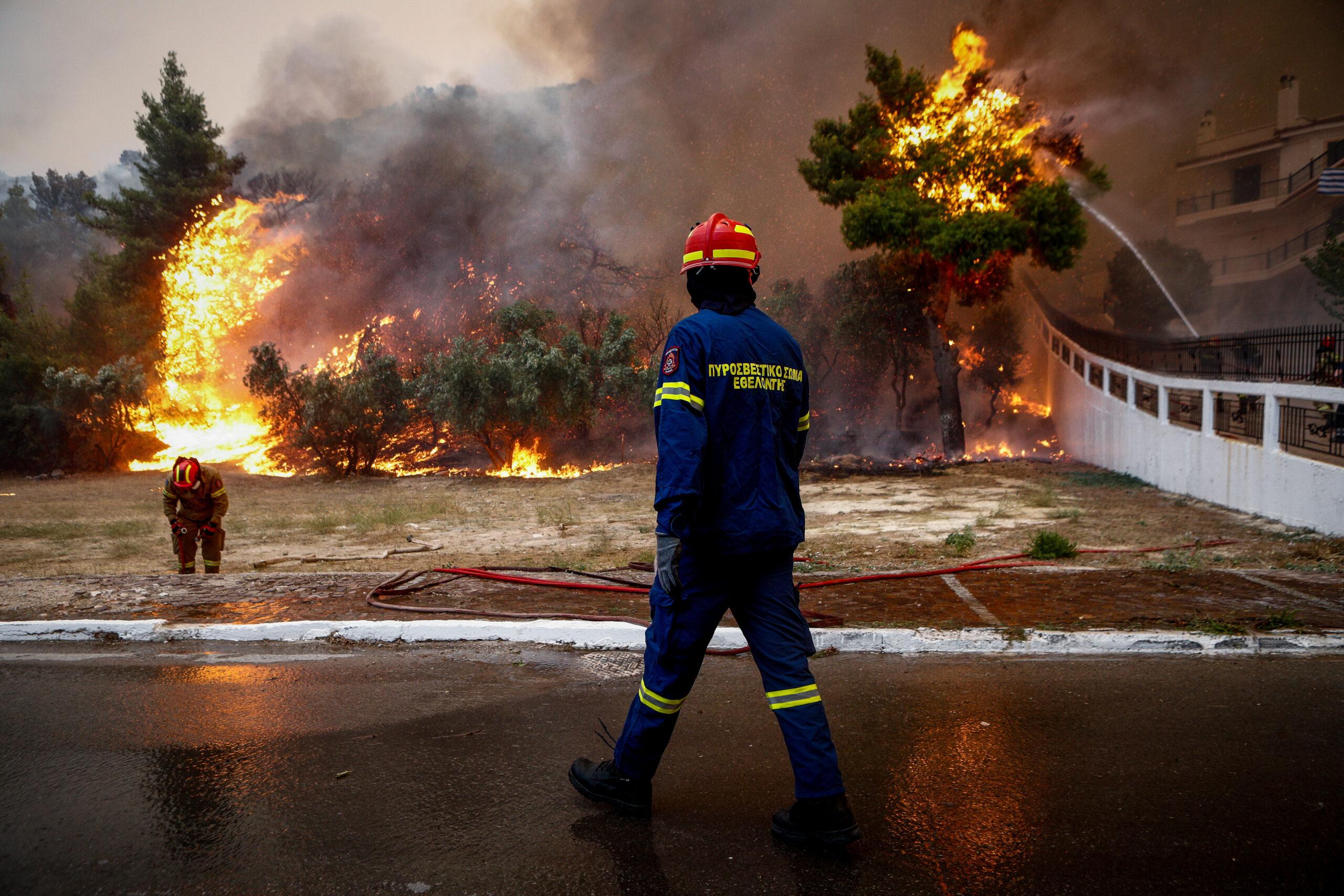 Φωτιά στη Ροδόπη: Εκκενώνεται η Γρατινή