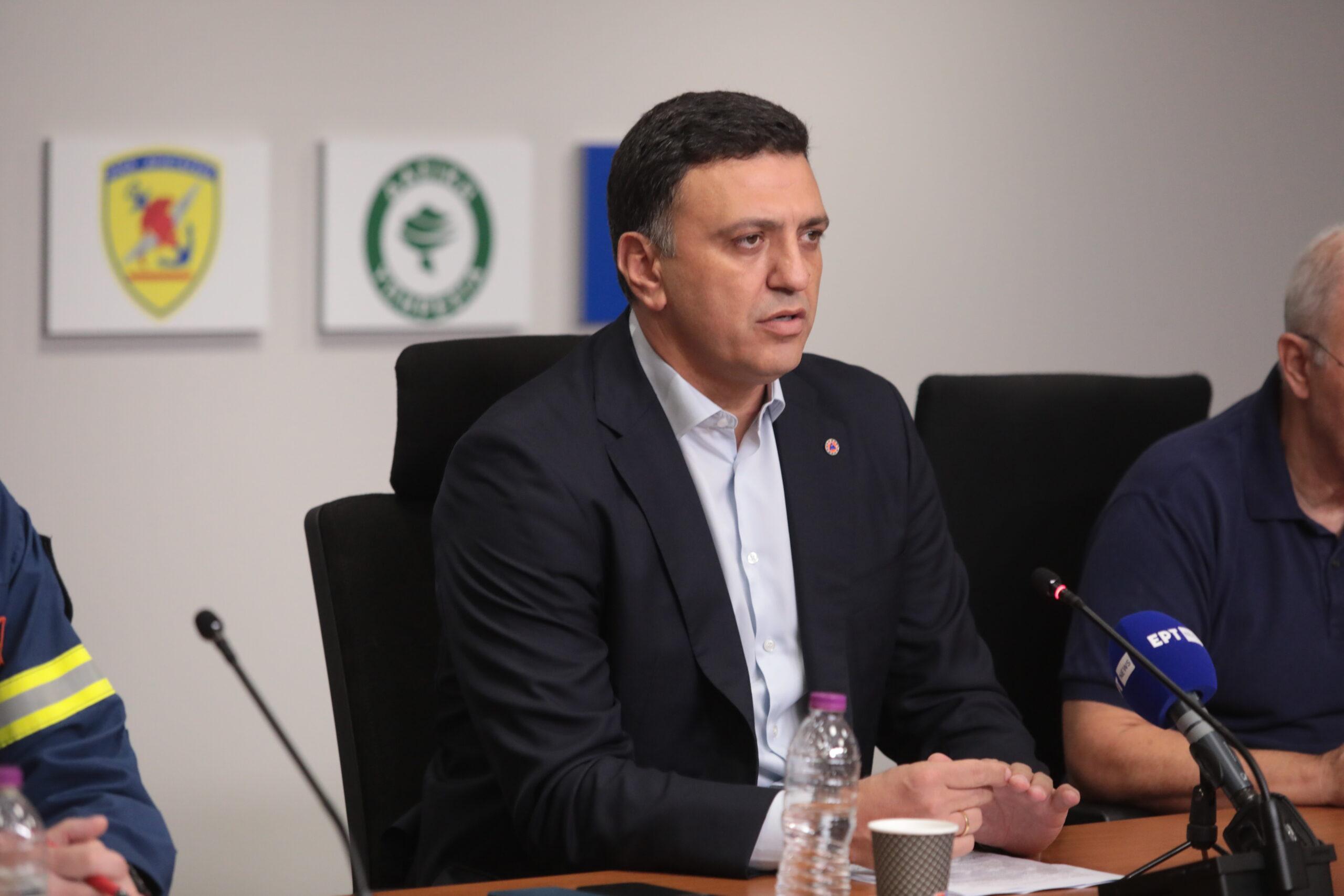 Φωτιά στην Πάρνηθα – Β. Κικίλιας: «Κρίσιμη κατάσταση – 355 πυρκαγιές σε πέντε μέρες»