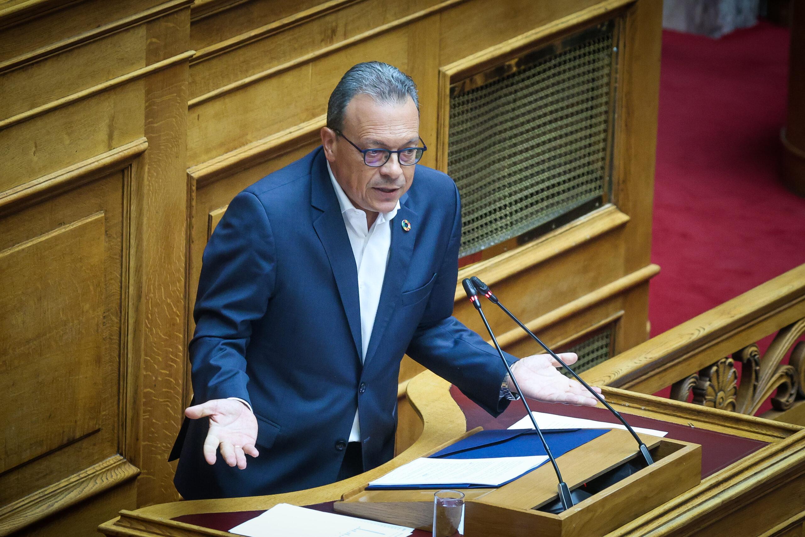 Φάμελλος για φωτιές: «Η διαχείριση των πυρκαγιών είναι προσωπική σας ευθύνη κ. Μητσοτάκη. Έχετε εκθέσει τη χώρα»