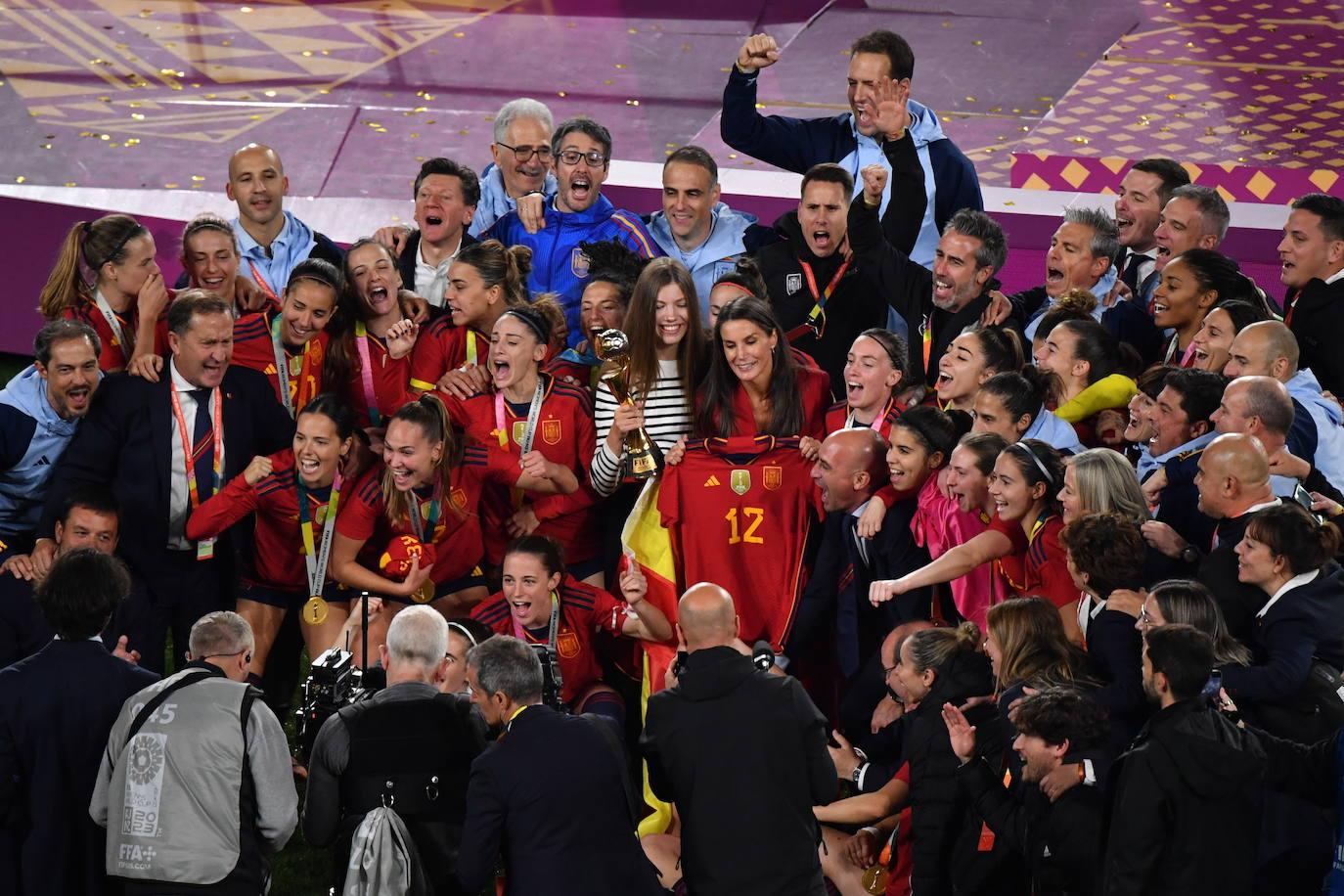 Οι πανηγυρισμοί της βασίλισσας Λετίσια για την παγκόσμια πρωταθλήτρια Ισπανία (ΒΙΝΤΕΟ)