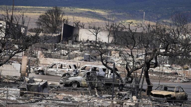 Πυρκαγιές στη Χαβάη: Παραιτήθηκε ο επικεφαλής της υπηρεσίας αντιμετώπισης καταστροφών του Μάουι