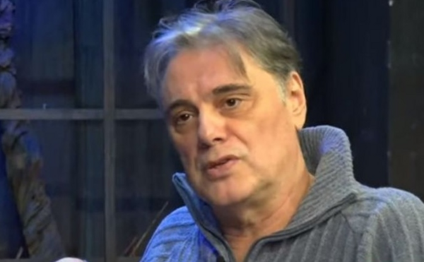 Οδυσσέας Σταμούλης: Καταρρακωμένος στις πρώτες δηλώσεις on camera μετά το θάνατο του γιου του