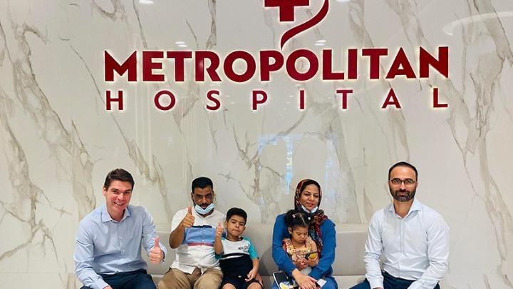Διπλή επέμβαση σπονδυλικής στήλης σε 6χρονο στο Metropolitan Hospital
