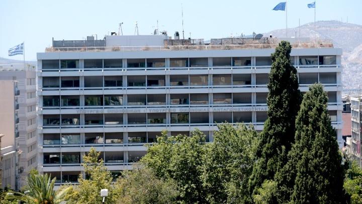 ΥΠΟΙΚ: 1.312 επιπλέον έλεγχοι και 413 παραβάσεις σε αιγιαλούς από 8 ως 11/8 – Κ. Χατζηδάκης: Θα επιβάλουμε τη νομιμότητα