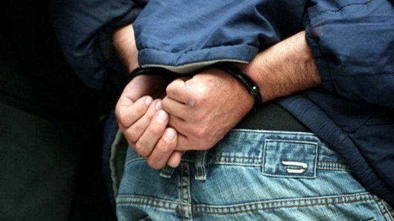Νέος Κόσμος: Χειροπέδες σε 27χρονο για ρίψη μολότοφ μετά την Ανάσταση
