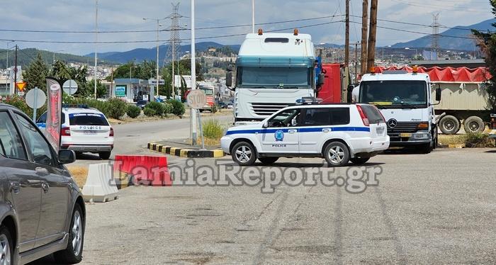 Έλεγχος σε γαλλικά αυτοκίνητα στην Εθνική Οδό Λαμίας λόγω ενδεχόμενου χουλιγκανισμού