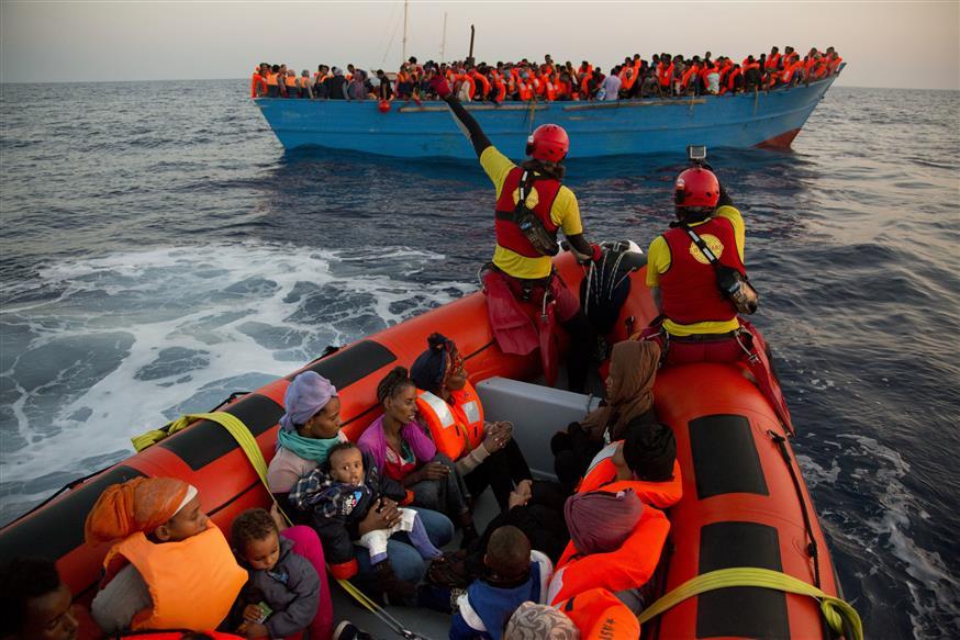 Λαμπεντούζα: Πάνω από 7.000 μετανάστες έφτασαν σε 48 ώρες