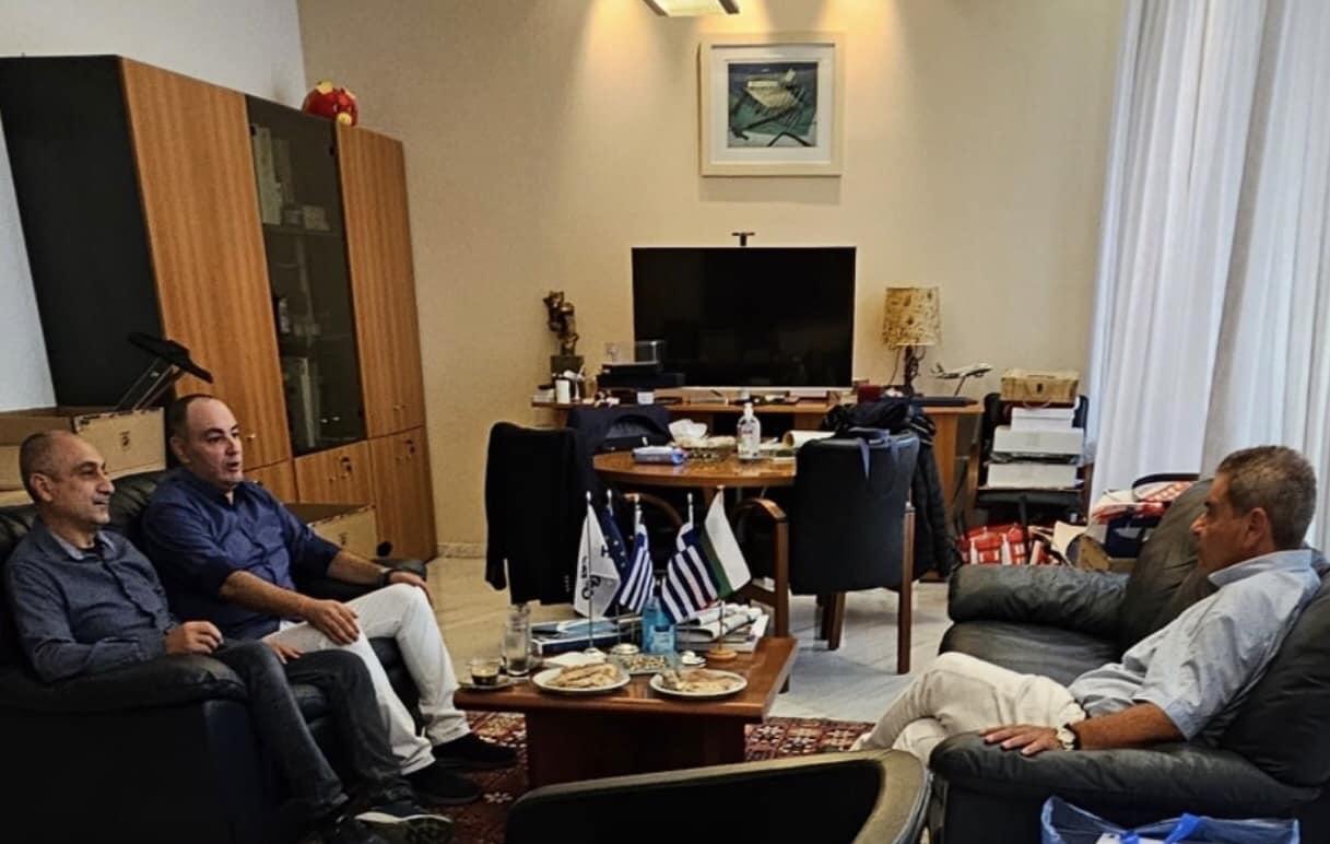 Συνάντηση του Καρδάρα με τον διευθύνων σύμβουλο της ΔΕΘ-HELEXPO, Κυριάκο Ποζρικίδη (ΦΩΤΟ)