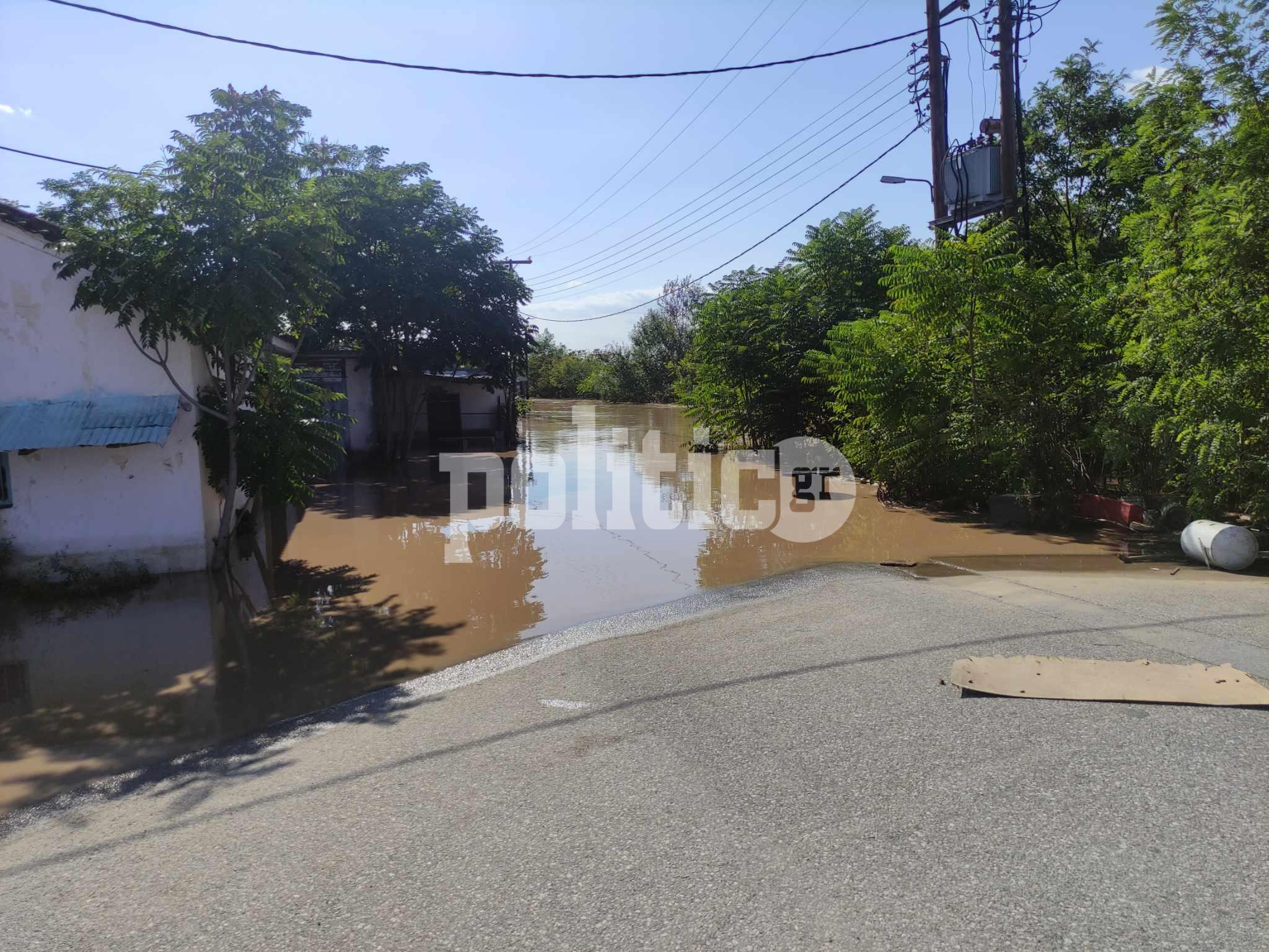 Μήνυμα του 112 για απομάκρυνση των κατοίκων από την περιοχή Ελευθέριο και Αλεξανδρινή