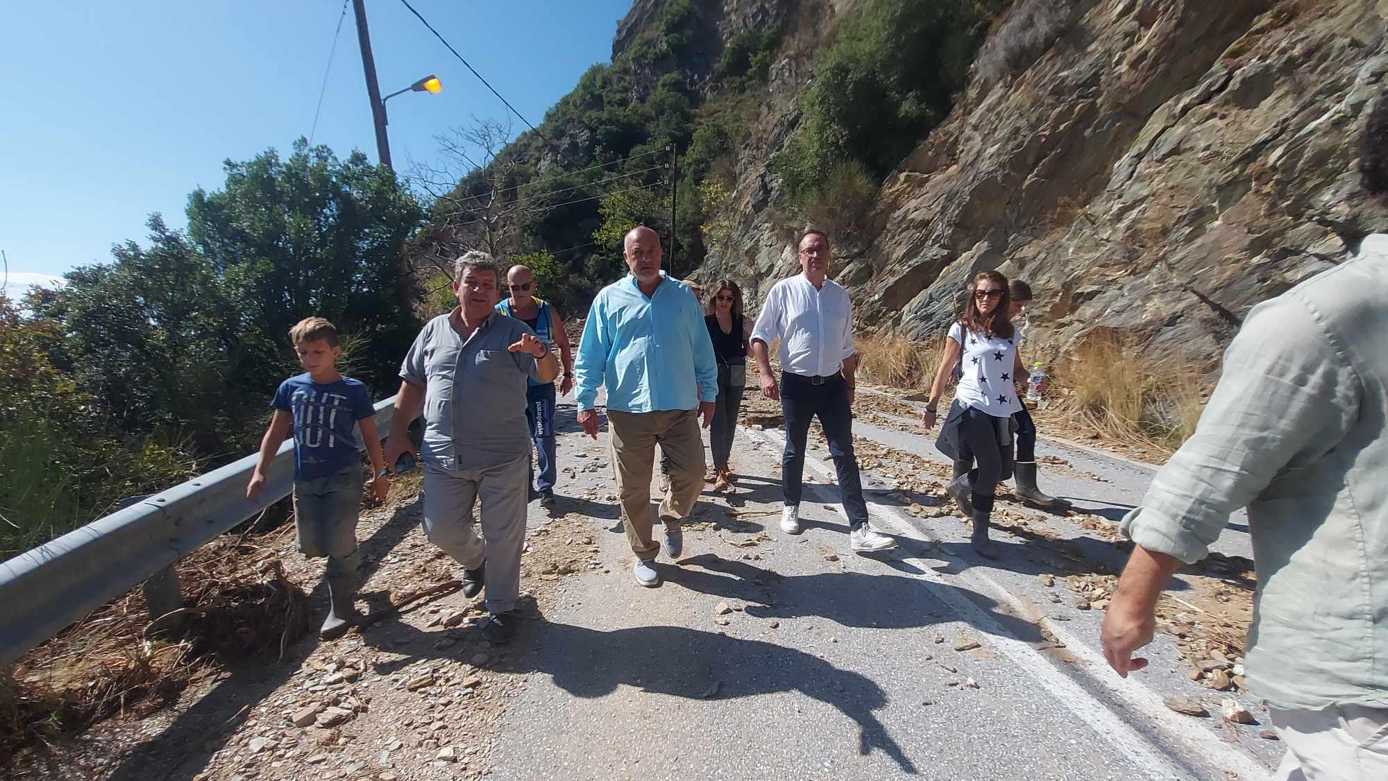 Δήμαρχος Βόλου: Συνομίλησε με κατοίκους για τα προβλήματα που αντιμετωπίζουν μετά την πρωτοφανή κακοκαιρία