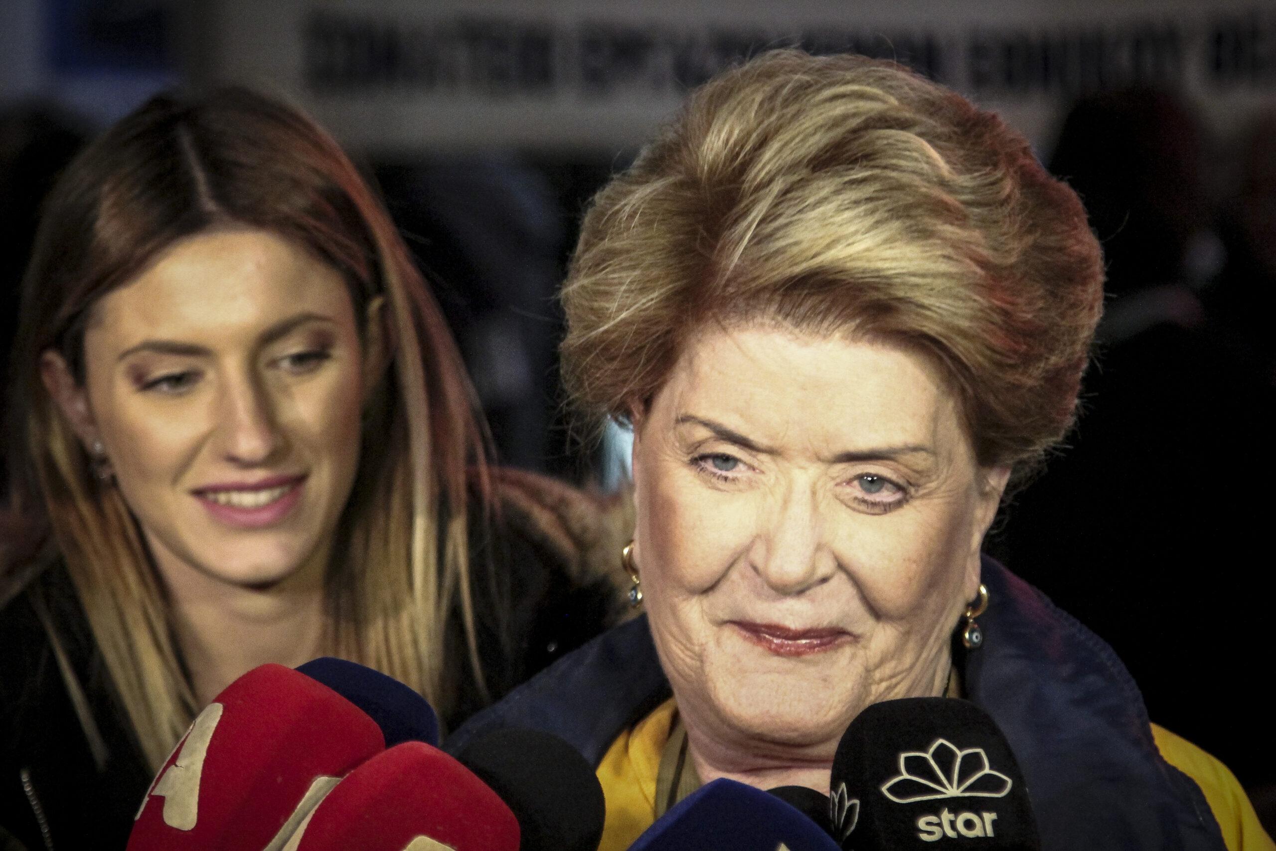 Βάσια Τριφύλλη: «Τσαντίζομαι όταν μιλάνε άσχημα για τον Κιμούλη και τον Φιλιππίδη»