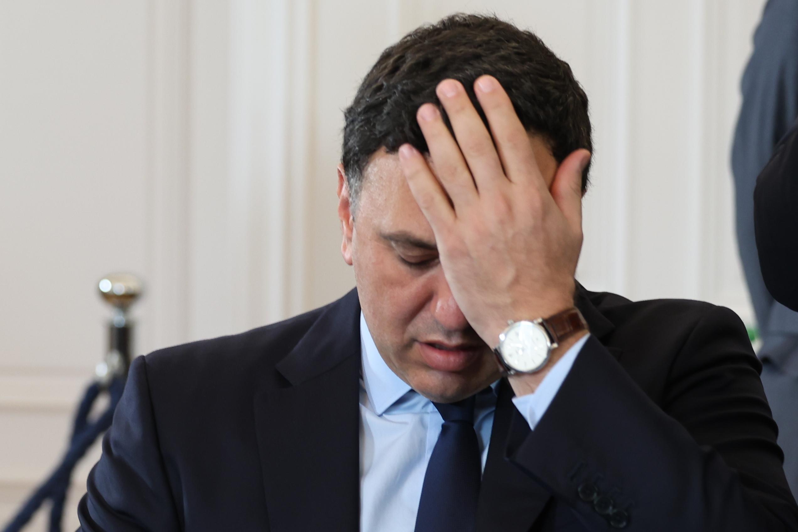 Ο Κικίλιας δεν διευκολύνει τον Μητσοτάκη και έρχεται ανασχηματισμός σε… δόσεις