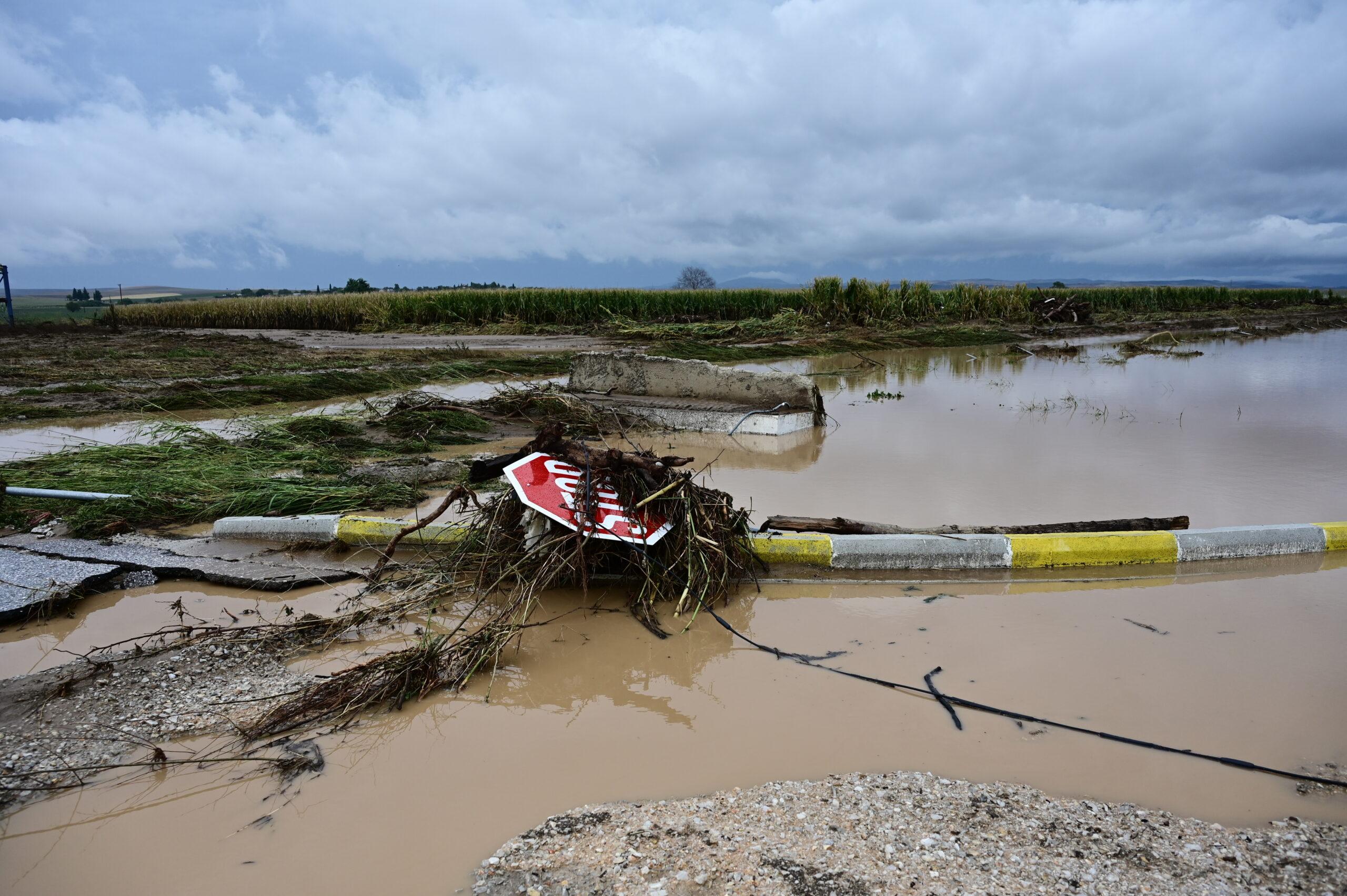 Καρδίτσα: Μήνυμα του 112 σε κατοίκους έξι περιοχών – «Απομακρυνθείτε από υπόγειους και ισόγειους χώρους»