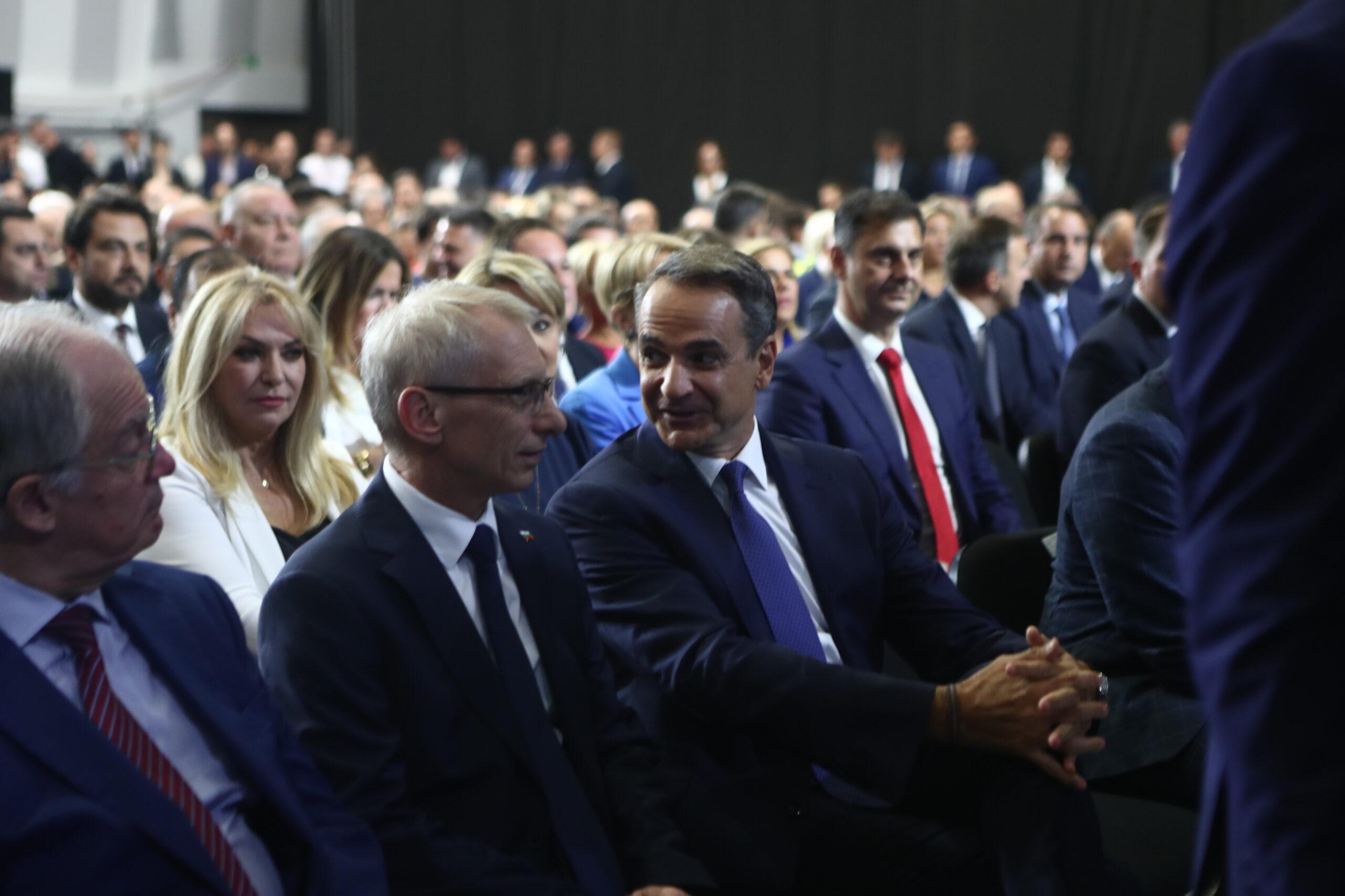 Κ. Μητσοτάκης από Βελλίδειο: «Ό,τι χάσαμε πολιτεία και πολίτες θα το ξαναχτίσουμε μαζί,  καλύτερα και χωρίς τα λάθη του παρελθόντος» (LIVE)