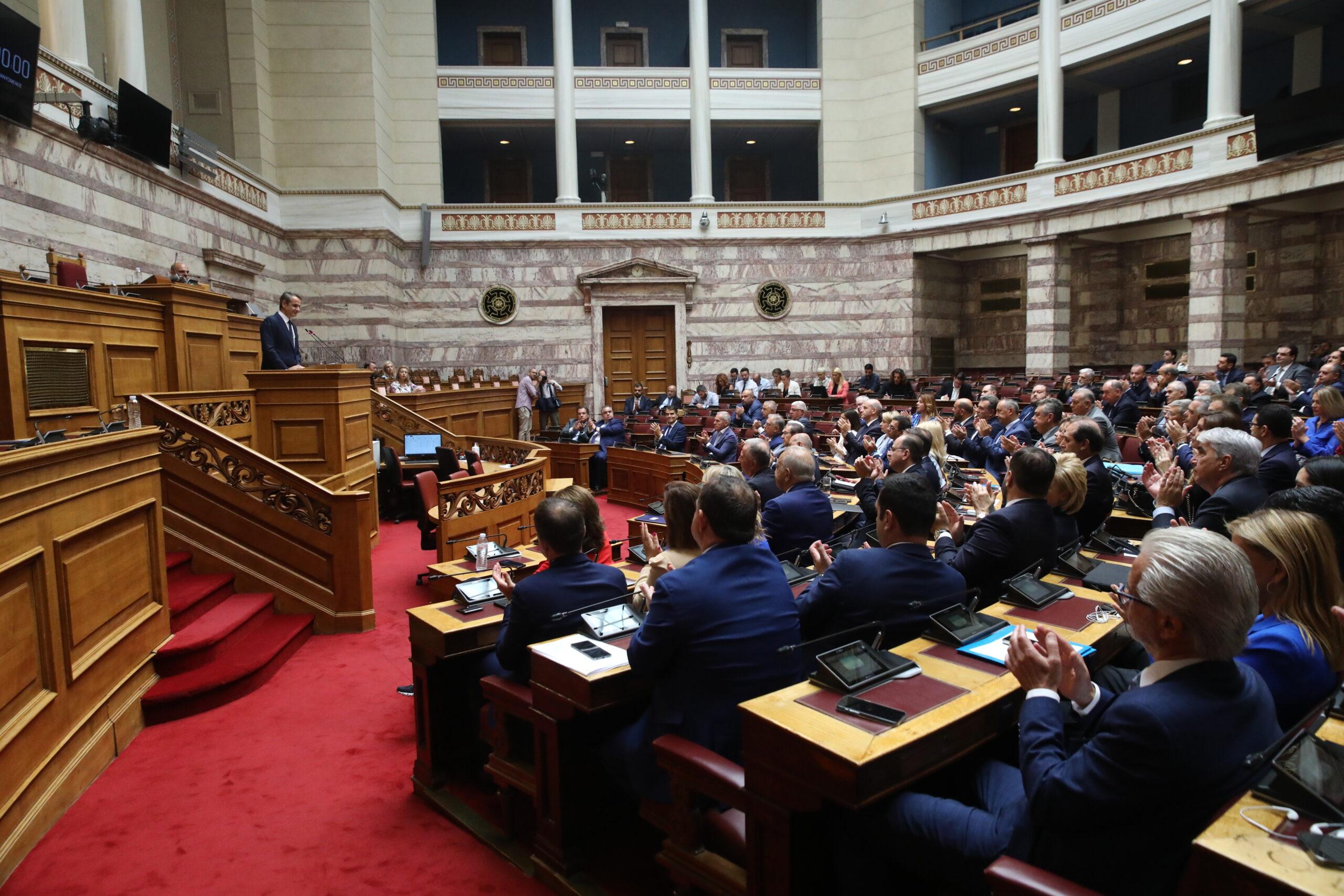 Μητσοτάκης σε βουλευτές: Μας ενδιαφέρει η κοινωνία – Δεν ασχοληθήκατε με την αντιπολίτευση και καλά κάνατε
