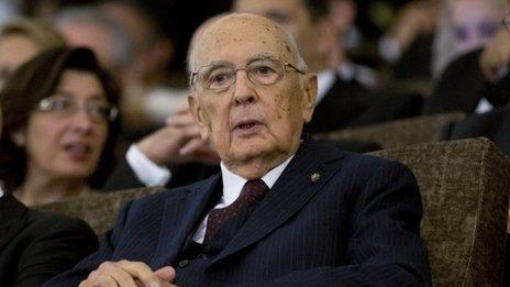 Τζόρτζιο Ναπολιτάνο: Σε λαϊκό προσκύνημα η σορός του