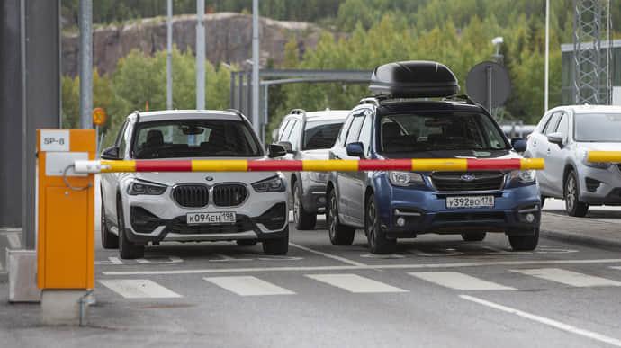 Πολωνία: Απαγόρευσε την είσοδο σε αυτοκίνητα με ρωσικές πινακίδες
