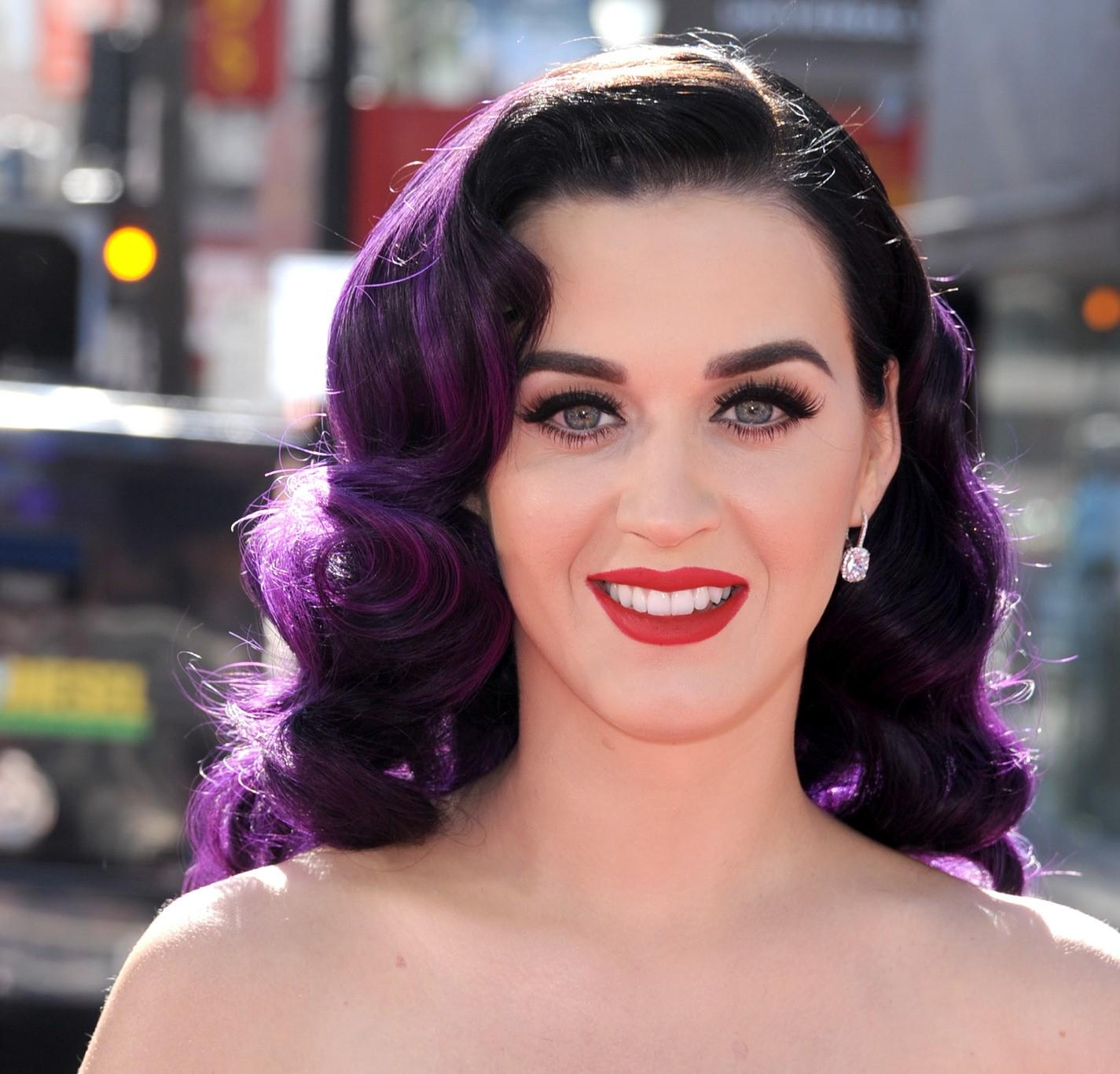 Η Κέιτι Πέρι σε ρόλο Peppa Pig