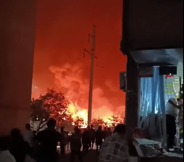 Ουζμπεκιστάν: Η στιγμή της έκρηξης σε αποθήκη στο αεροδρόμιο της Τασκένδης – Πολλοί οι τραυματίες