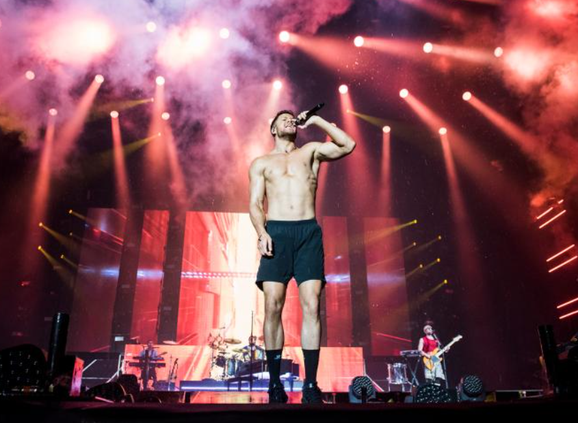 Το 112 βαρούσε ασταμάτητα και η συναυλία των Imagine Dragons στο ΟΑΚΑ πραγματοποιήθηκε κανονικά – Χαμός στο twitter