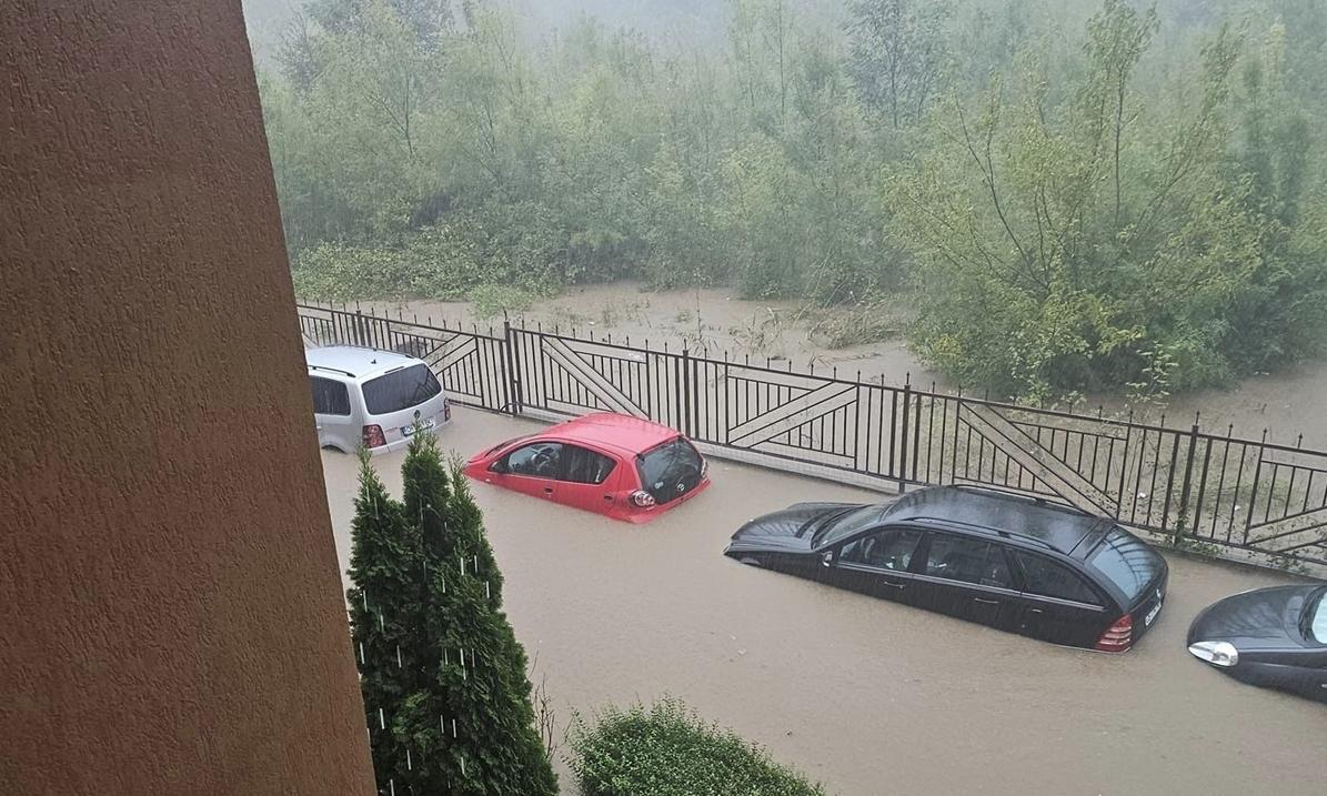 Βουλγαρία: Κακοκαιρία σαρώνει τη χώρα – Δύο άνθρωποι έχασαν τη ζωή τους