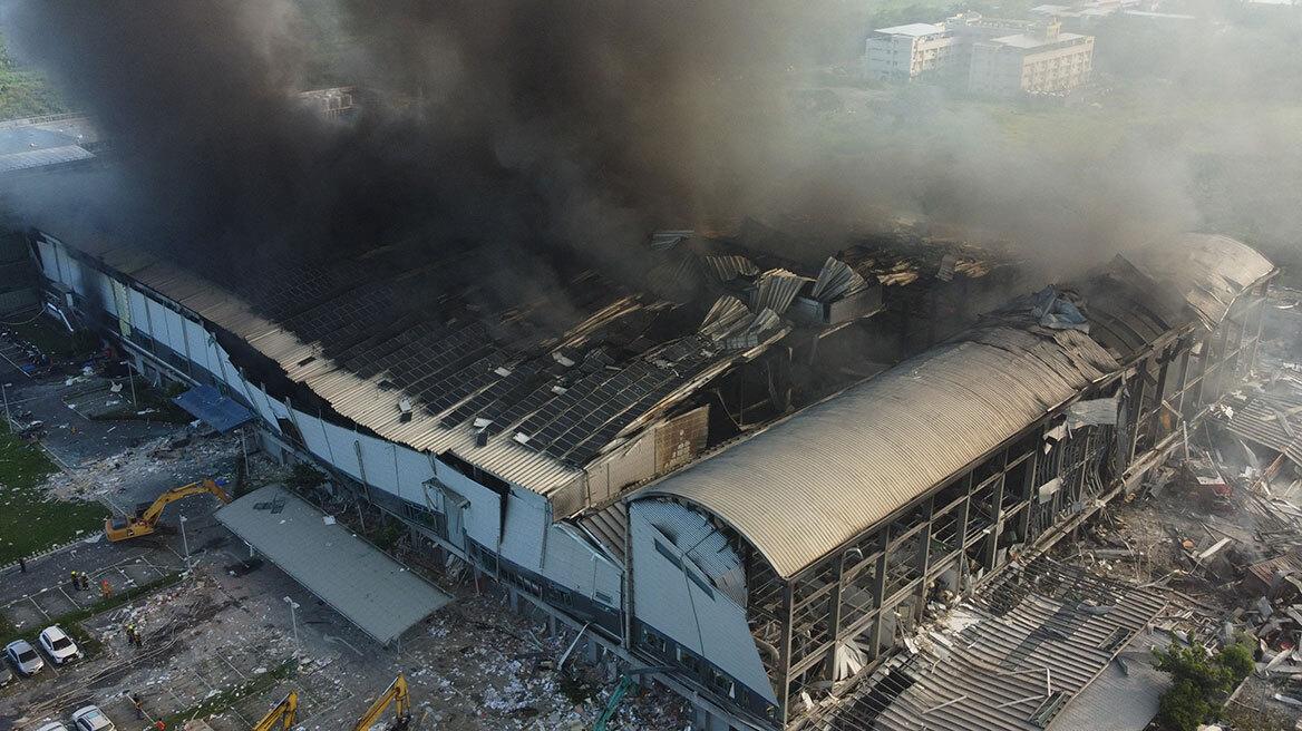 Ταϊβάν: 6 νεκροί και 100 τραυματίες από πυρκαγιά σε εργοστάσιο