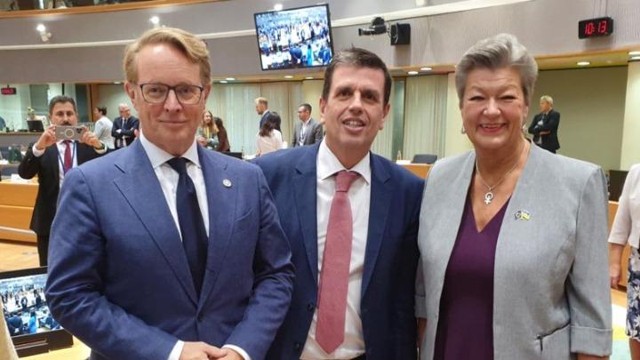 ΕΕ: Επιπλέον χρηματοδότηση για το μεταναστευτικό στην Ελλάδα