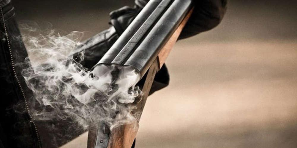 Μεθυσμένος 65χρονος βγήκε στο μπαλκόνι και άρχισε να πυροβολεί στον αέρα με καραμπίνα