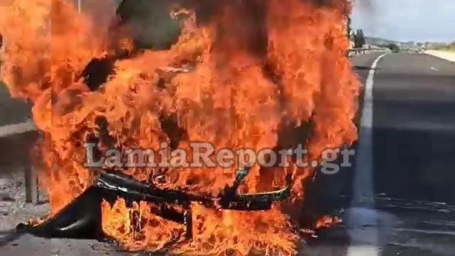 Λαμία: Φορτηγό κάηκε ολοσχερώς στην Εθνική Οδό