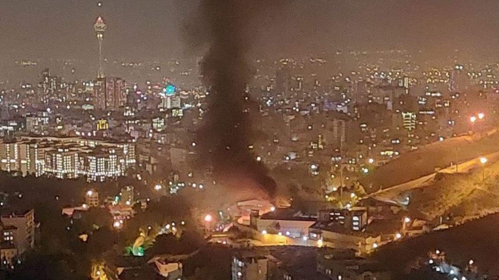 Ιράν: Φωτιά μέσα σε πτέρυγα της φυλακής Καρτσάκ κοντά στην Τεχεράνη