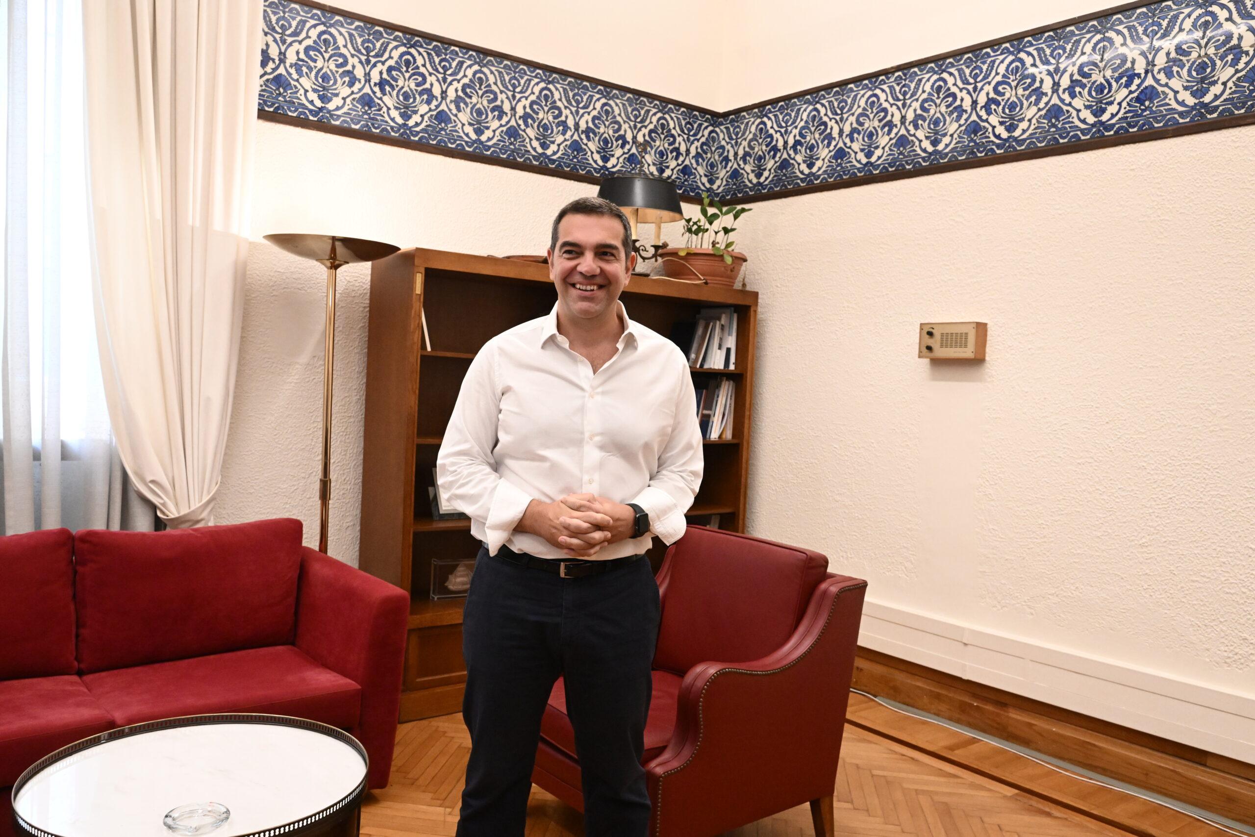 Τσίπρας: Δεν θα σας αφήσουμε να πλήξετε – Κανέναν δεν θα ωφελούσε μία «πυρηνική έκρηξη» στον ΣΥΡΙΖΑ