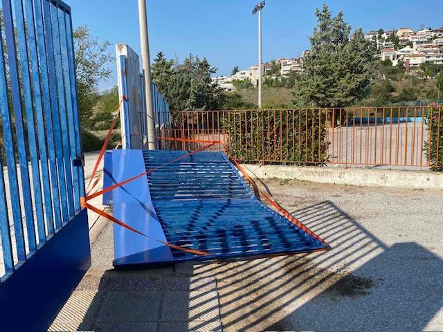 Δήμος Πυλαίας -Χορτιάτη: Ντροπή, Ξήλωσαν την καγκελόπορτα του 1ου Δημοτικού Σχολείου Πανοράματος (ΦΩΤΟ)