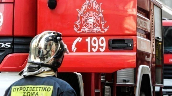 Πυρκαγιά στο Δελφίνι Χίου υπό μερικό έλεγχο