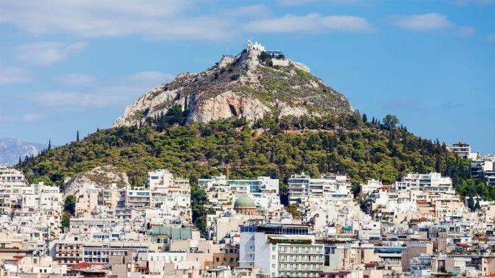 Το Θέατρο του Λυκαβηττού «γιόρτασε» την αναγέννησή του με μαέστρο τον Σταύρο Ξαρχάκο