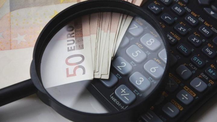 Επιδόματα από e-ΕΦΚΑ και ΔΥΠΑ: Ποιοι πληρώνονται από αύριο