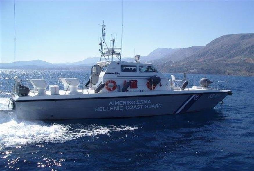 Καλαμάτα: Εντοπίστηκε ακυβέρνητο ιστιοφόρο – Διασώθηκαν 36 μετανάστες
