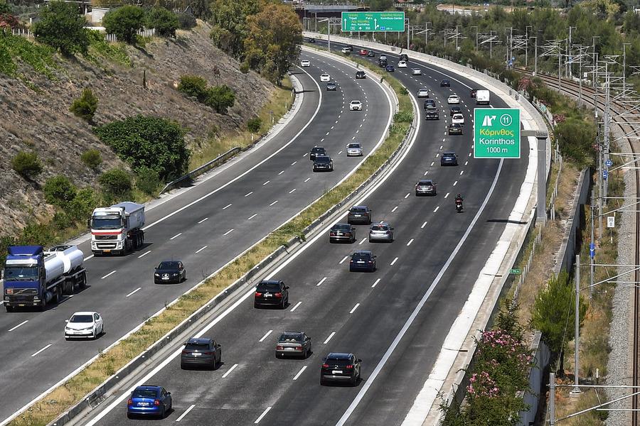 Εθνική Οδός Αθηνών – Λαμίας: Καθυστερήσεις στον κόμβο Καπανδριτίου λόγω παράσυρσης πεζού