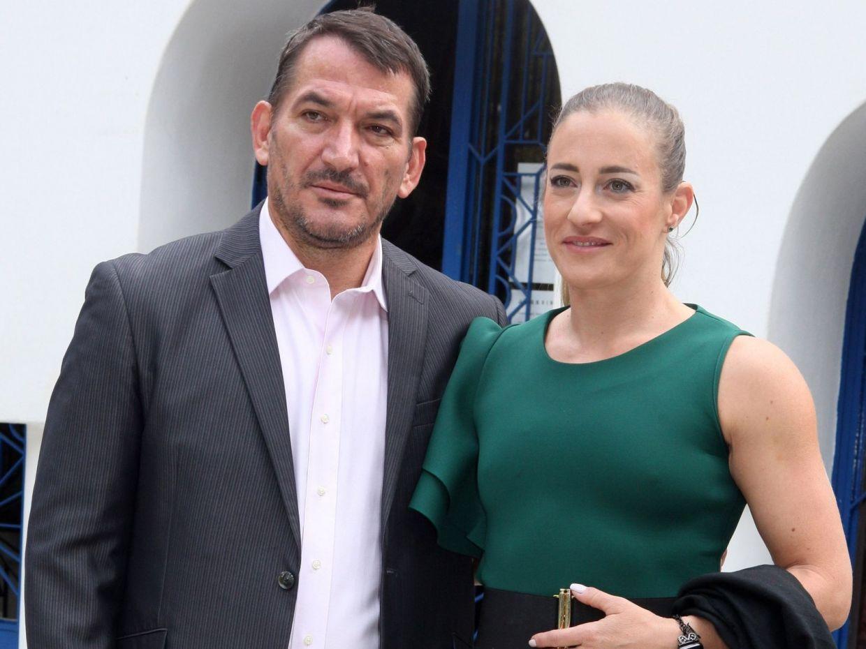 Πύρρος Δήμας και Αφροδίτη Σκαφίδα: Παντρεύονται και περιμένουν το πέμπτο παιδάκι