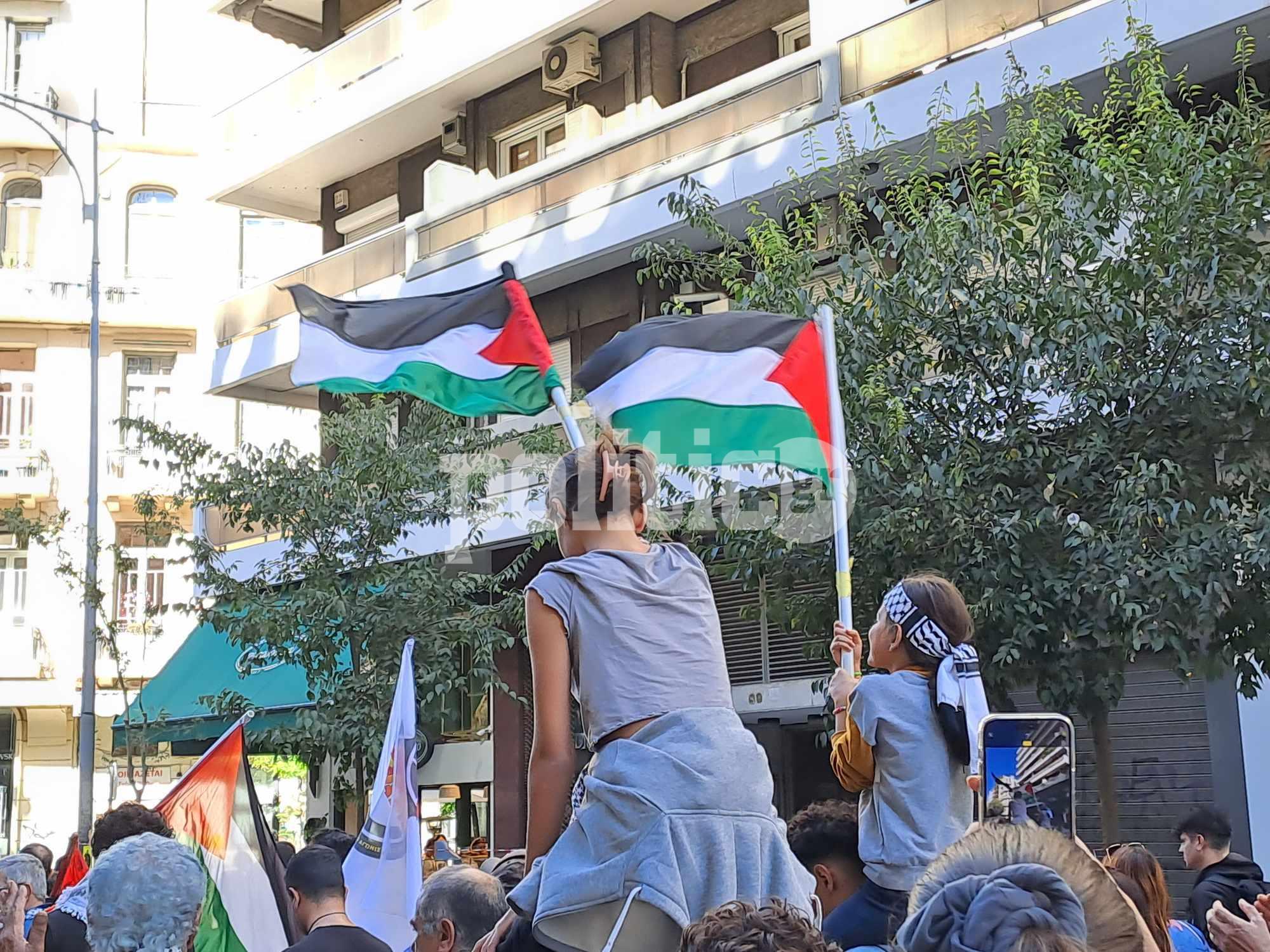 Θεσσαλονίκη: Συλλαλητήριο αλληλεγγύης στον λαό της Παλαιστίνης – «Λε λε λευτεριά, λευτεριά στην Παλαιστίνη»