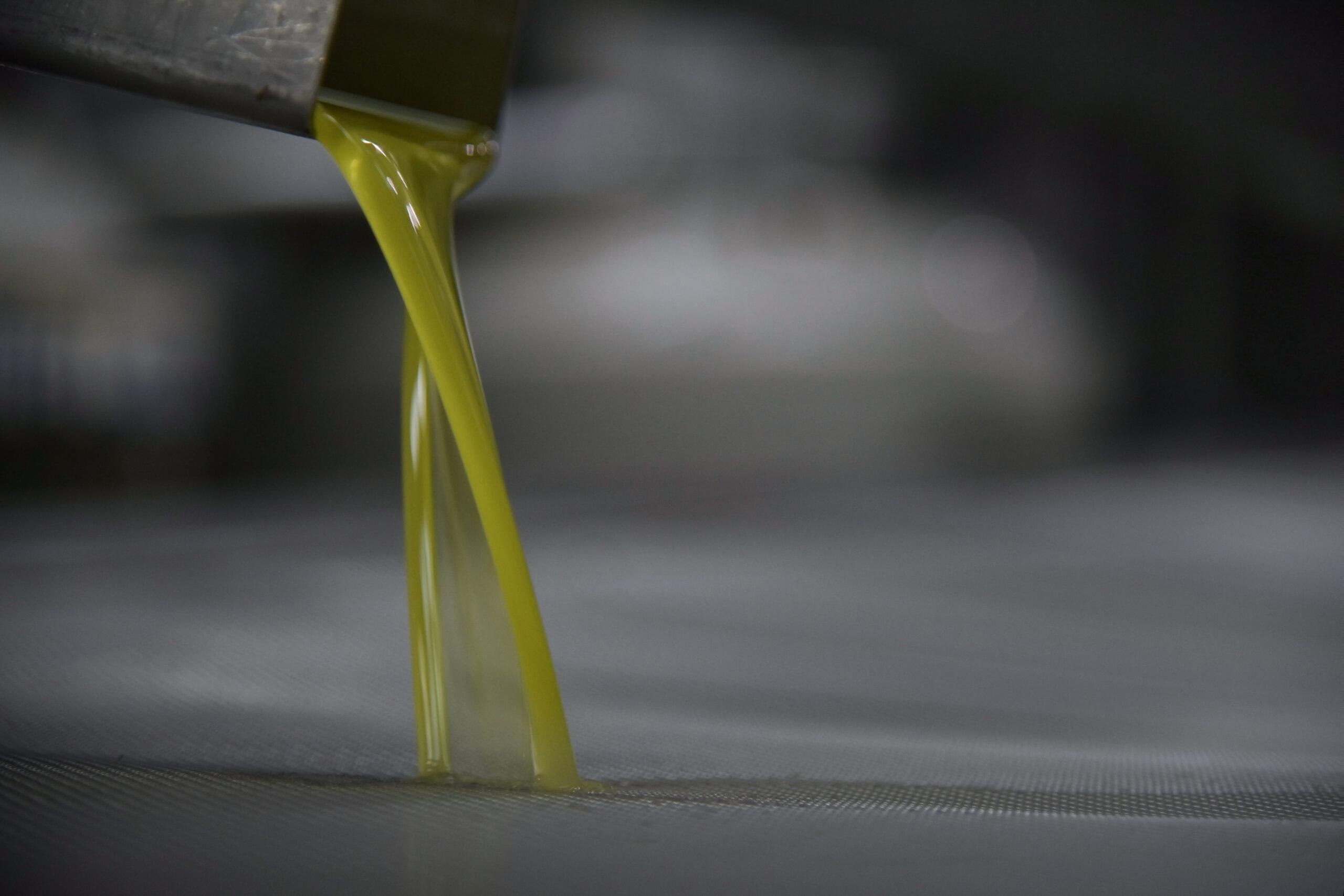 Θα ξεπεράσει τα 170 ευρώ ο τενεκές του ελαιόλαδου λένε ελαιοπαραγωγοί