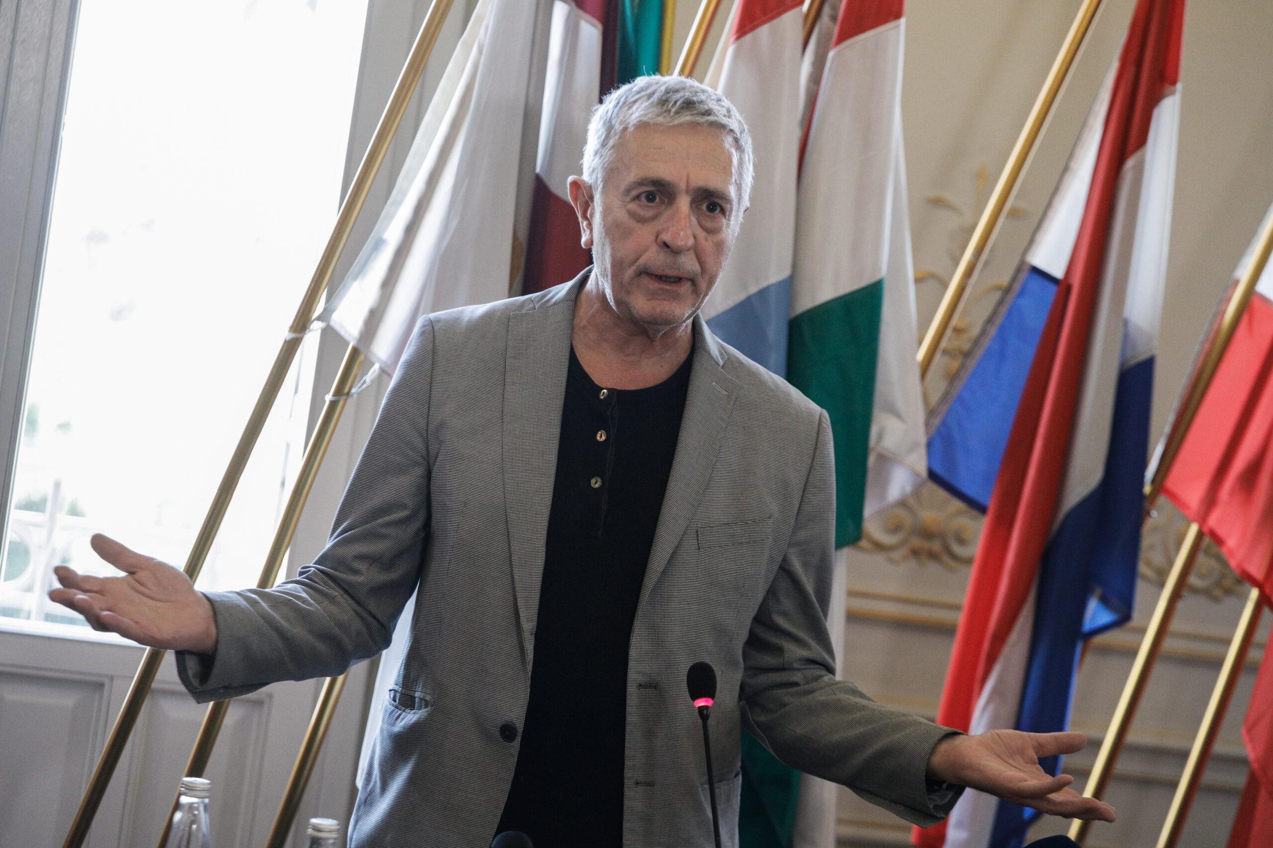 ΣΥΡΙΖΑ: Αποχώρησε από την ευρωομάδα του κόμματος ο Στέλιος Κούλογλου – Αιχμές για Στ. Κασσελάκη