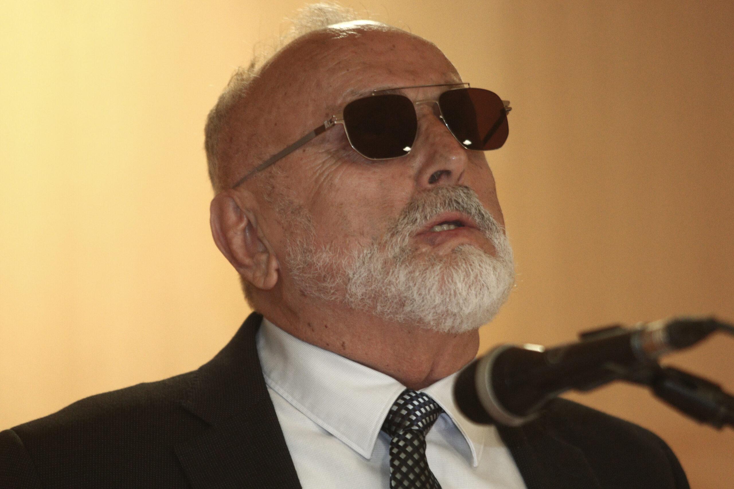 Κουρουμπλής: «Ο πρόεδρος έχει διάθεση να συμβάλει στην ενότητα» – «Δεν μπορεί να γίνεται αυτό το πανηγύρι στον ΣΥΡΙΖΑ»
