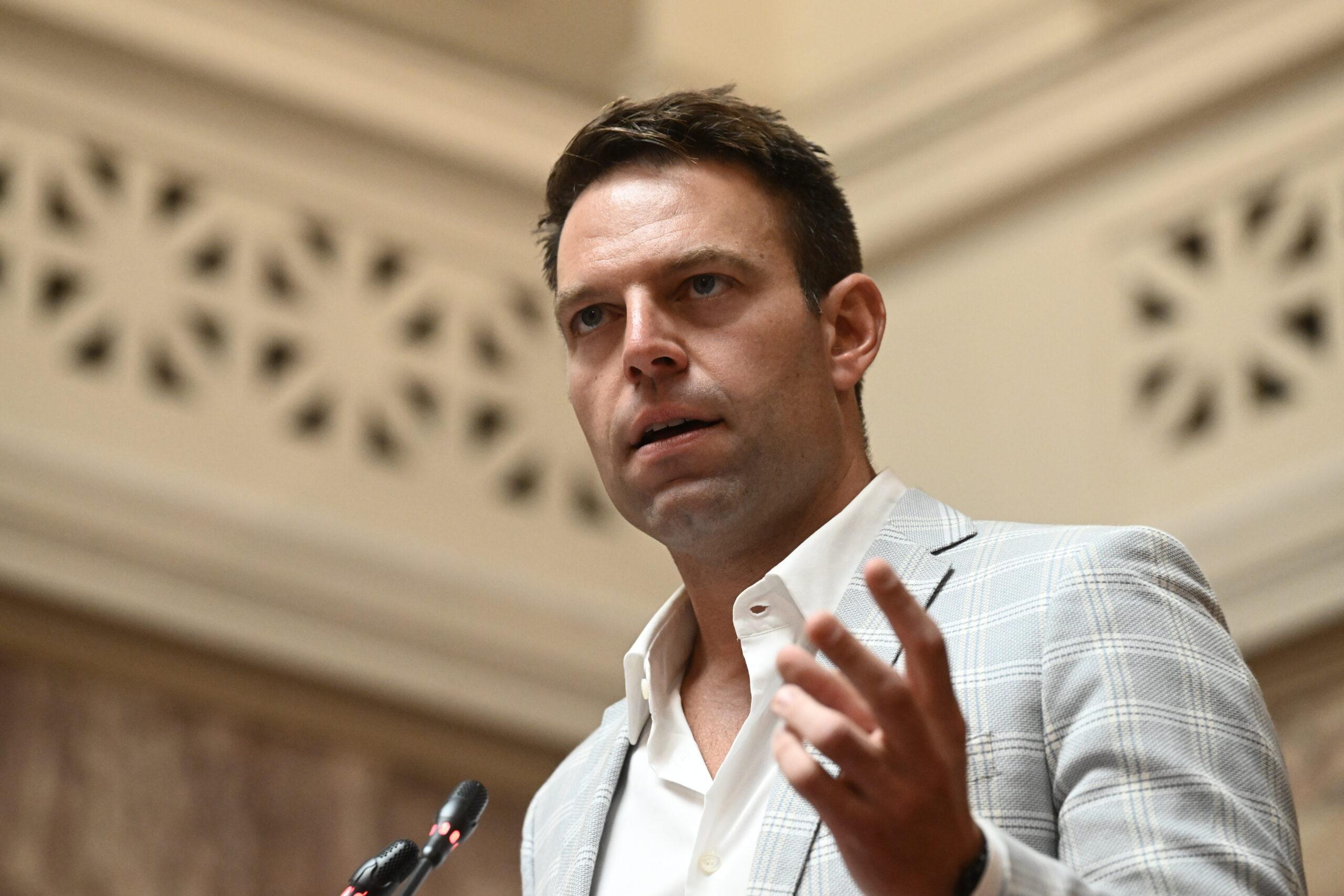 Κασσελάκης: Η λογική της «εκδίκησης», ανεξαρτήτως απωλειών αμάχων, είναι καταστροφική για Ισραηλινούς και Παλαιστίνιους